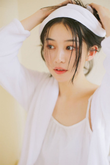 结月恭子